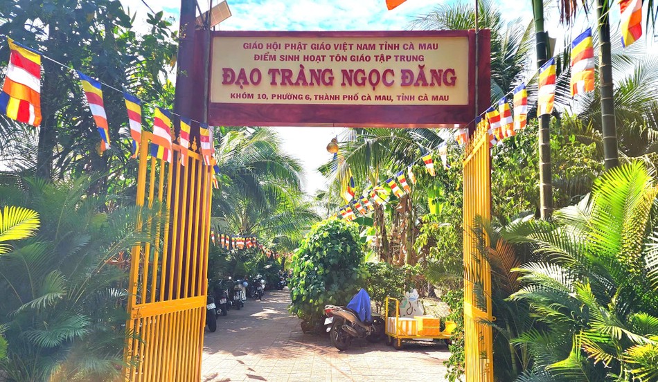 Thượng bảng điểm sinh hoạt tôn giáo tập trung Đạo tràng Ngọc Đăng tại khóm 10, P.6, TP.Cà Mau, tỉnh Cà Mau