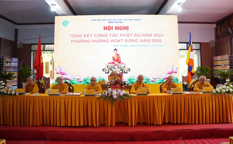 Chư tôn đức chứng minh hội nghị Chư tôn đức chứng minh hội nghị