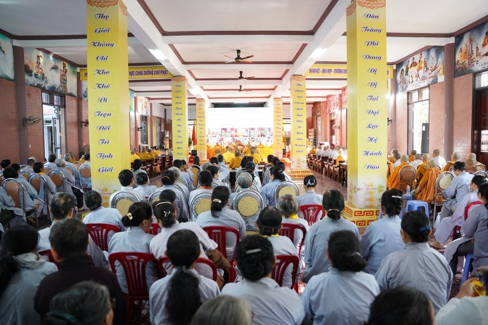 Quang cảnh hội nghị Quang cảnh hội nghị