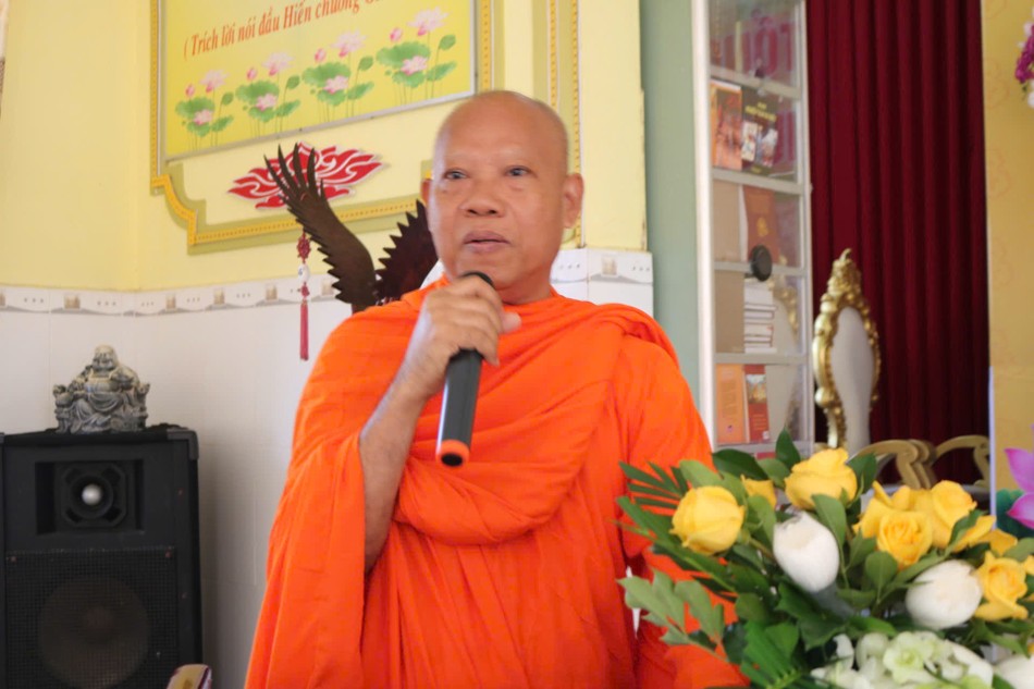 Hòa thượng Thạch Thảo phát biểu khai mạc Hòa thượng Thạch Thảo phát biểu khai mạc