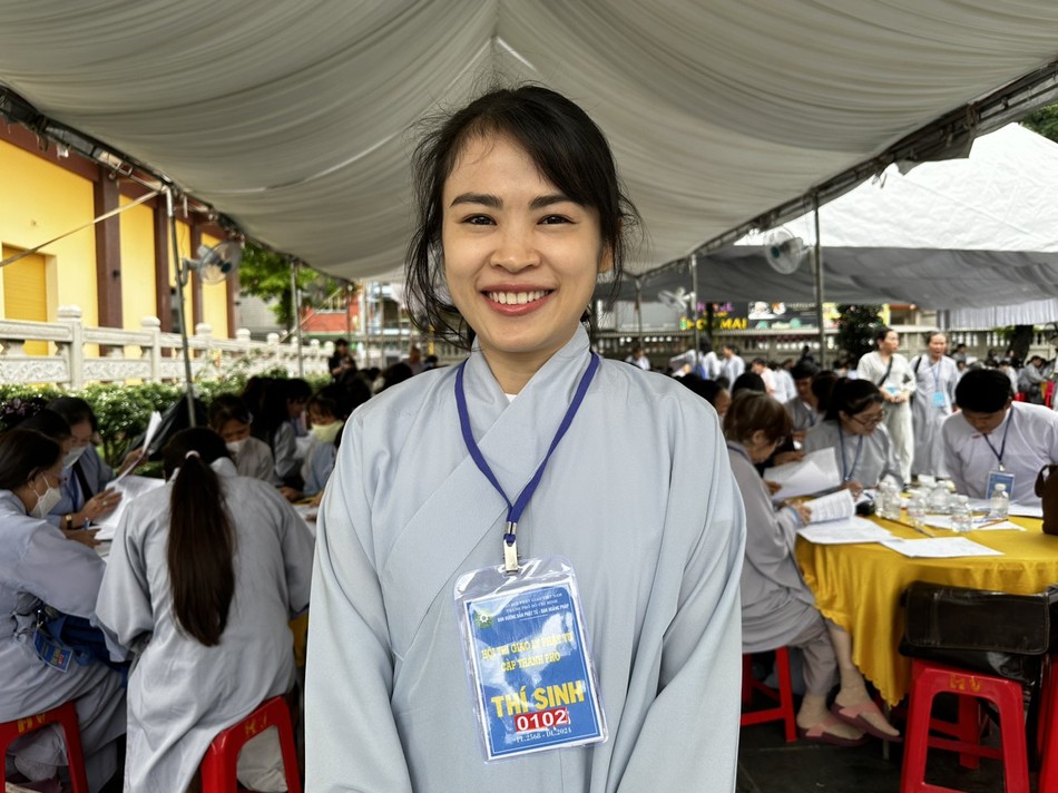 Ánh Tuyết chia sẻ với Báo Giác Ngộ những điều tâm đắc khi tham dự Hội thi giáo lý - Ảnh: Hạnh Ý Ánh Tuyết chia sẻ với Báo Giác Ngộ những điều tâm đắc khi tham dự Hội thi giáo lý - Ảnh: Hạnh Ý