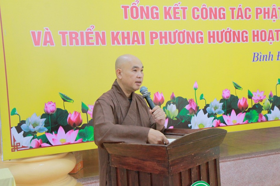 Thượng tọa Thích Nhuận Trí báo cáo tổng kết