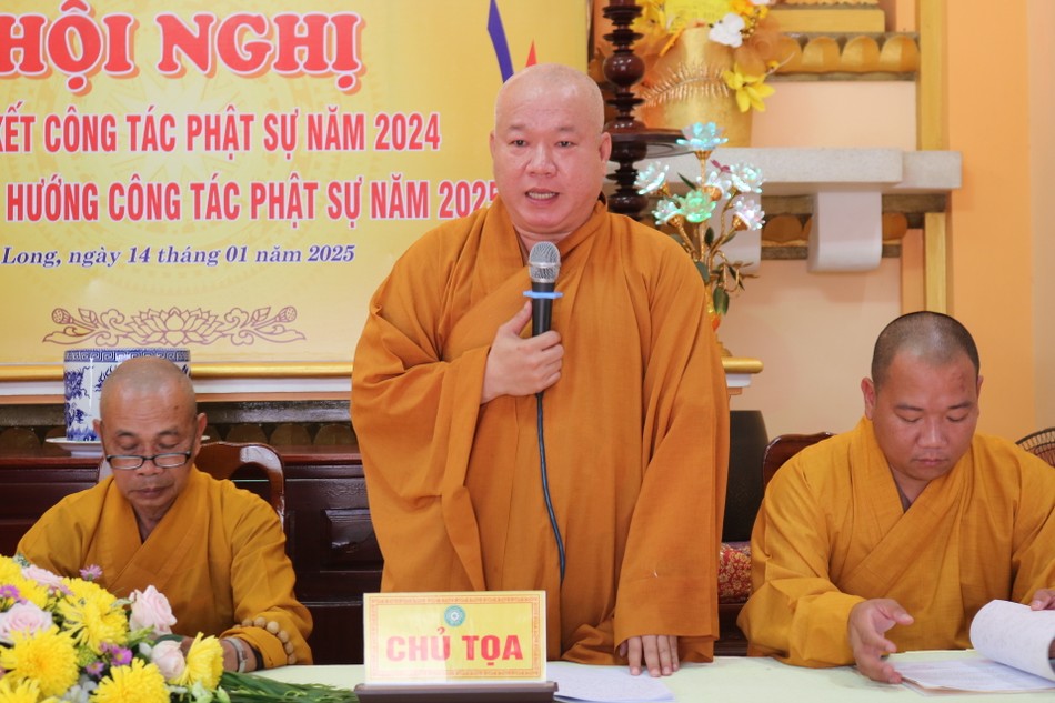 Thượng tọa Thích Tâm Khiết phát biểu chỉ đạo Thượng tọa Thích Tâm Khiết phát biểu chỉ đạo