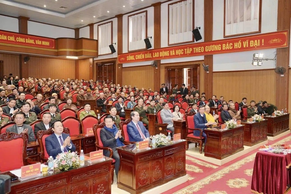 Các đại biểu tham dự buổi gặp mặt