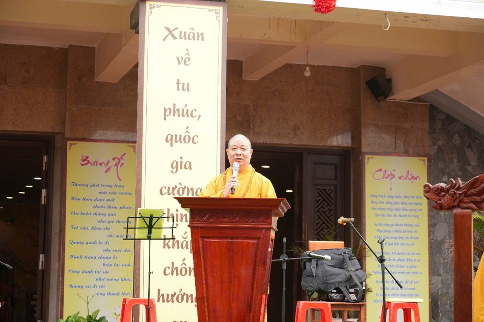 Hòa thượng Thích Thọ Lạc phát biểu khai mạc Hòa thượng Thích Thọ Lạc phát biểu khai mạc