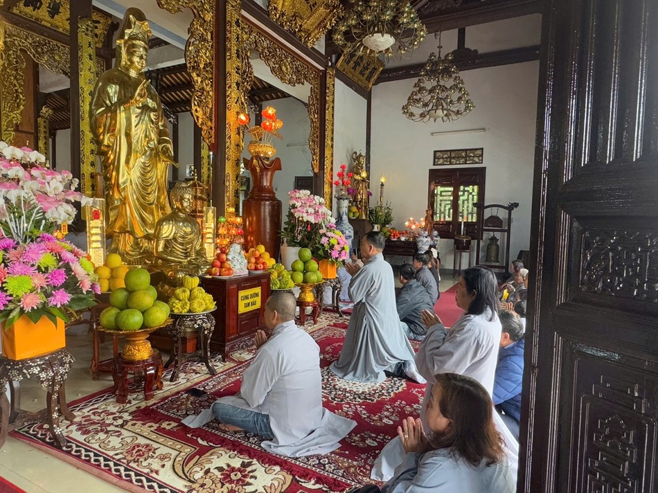 Nhất tâm cầu nguyện