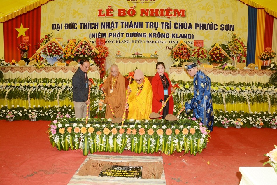 Chính thức khởi công xây dựng chánh điện chùa Phước Sơn Chính thức khởi công xây dựng chánh điện chùa Phước Sơn