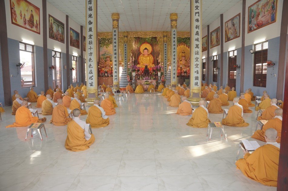 Chư Tăng Ni đồng tụng Bồ-tát giới Chư Tăng Ni đồng tụng Bồ-tát giới