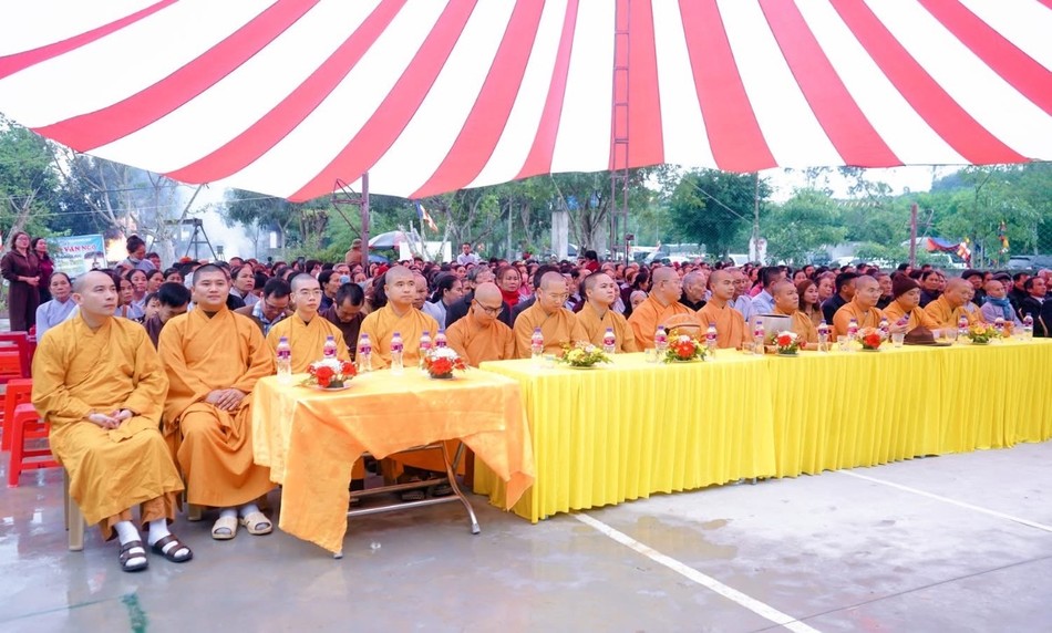 Chư tôn đức, Phật tử tham dự Chư tôn đức, Phật tử tham dự