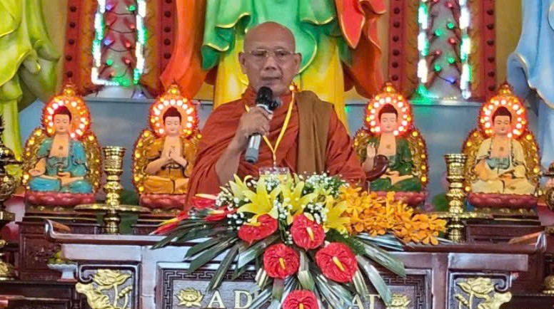 Hòa thượng Thạch Hà ban đạo từ Hòa thượng Thạch Hà ban đạo từ