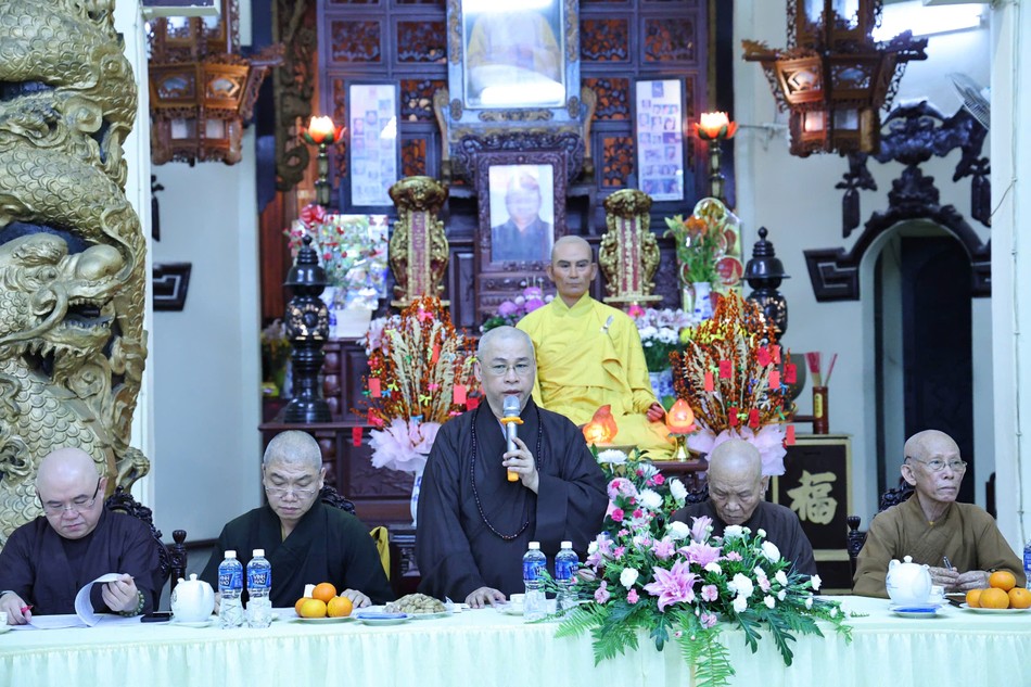 Thượng toạ Thích Minh Nhựt, Trưởng ban Trị sự GHPGVN Q.Phú Nhuận phát biểu Thượng toạ Thích Minh Nhựt, Trưởng ban Trị sự GHPGVN Q.Phú Nhuận phát biểu