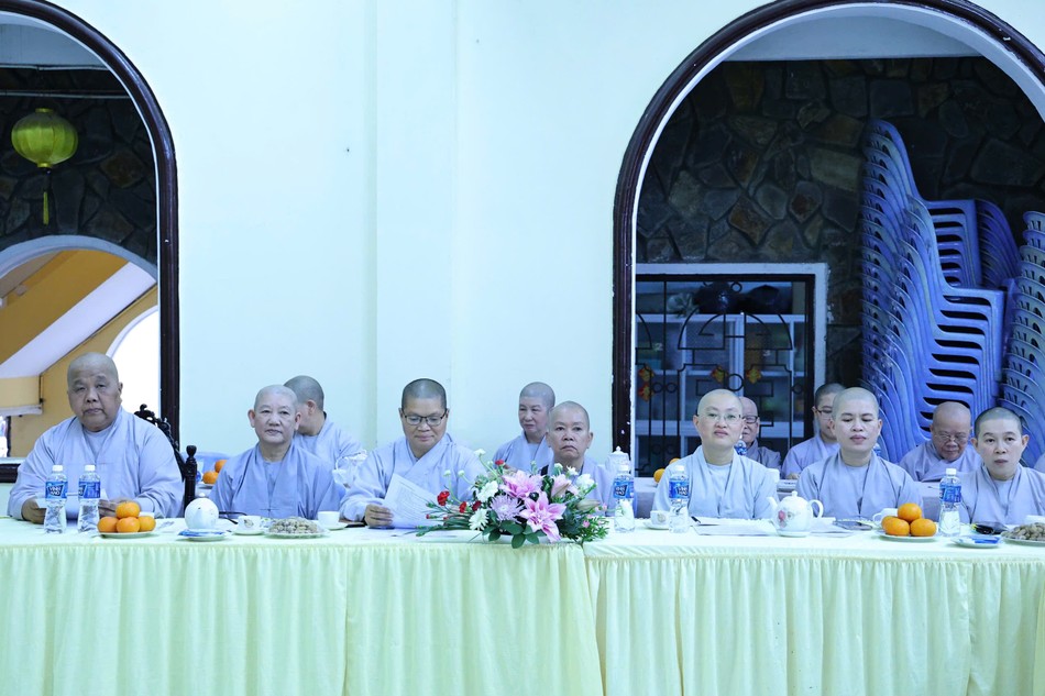 Chư Ni tham dự Chư Ni tham dự