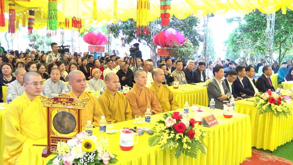 Chư tôn đức, đại biểu tham dự