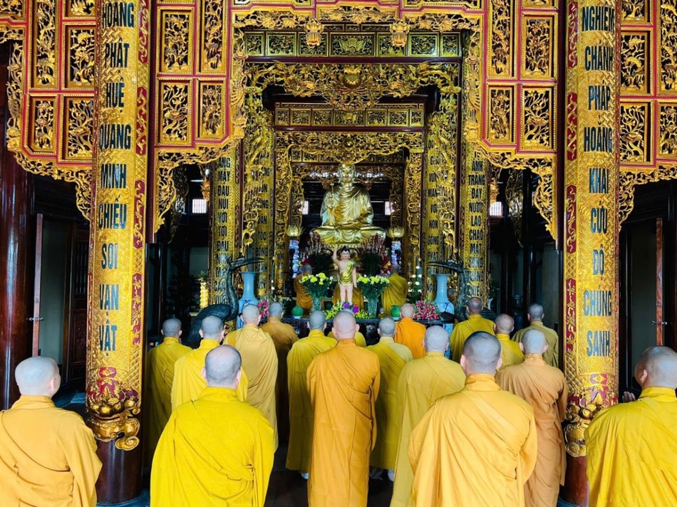 Khóa lễ Bố-tát của chư Tăng Bắc tông Khóa lễ Bố-tát của chư Tăng Bắc tông