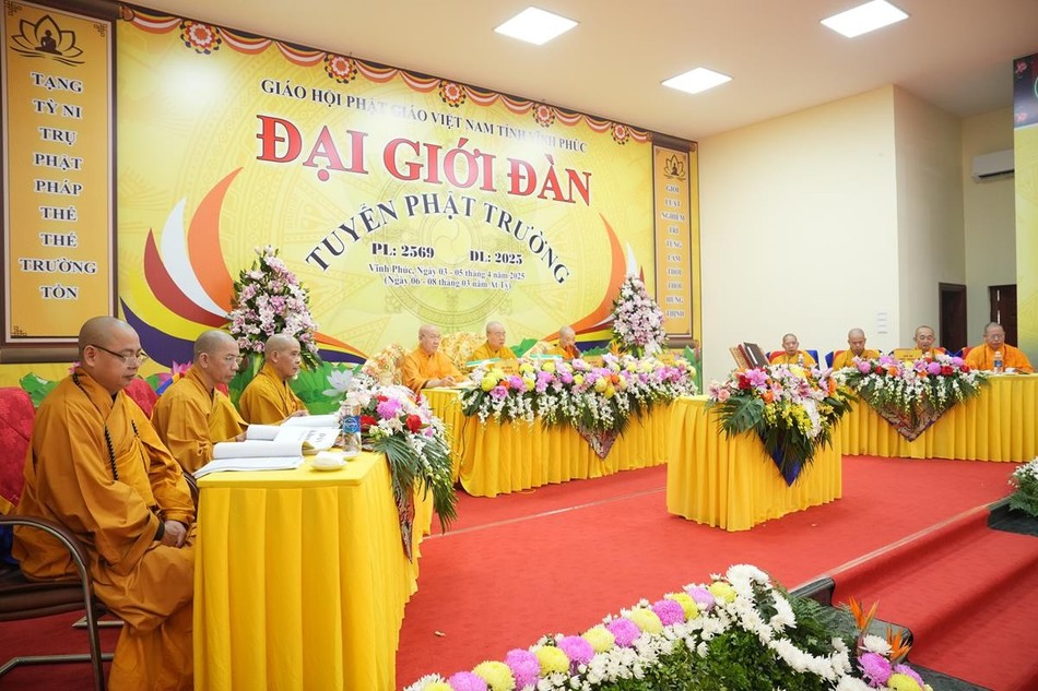 Hội đồng Giới sư Tăng Hội đồng Giới sư Tăng