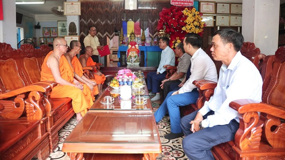 Hội Đoàn kết Sư sãi yêu nước tỉnh Trà Vinh tiếp đoàn Ủy ban Trung ương MTTQVN