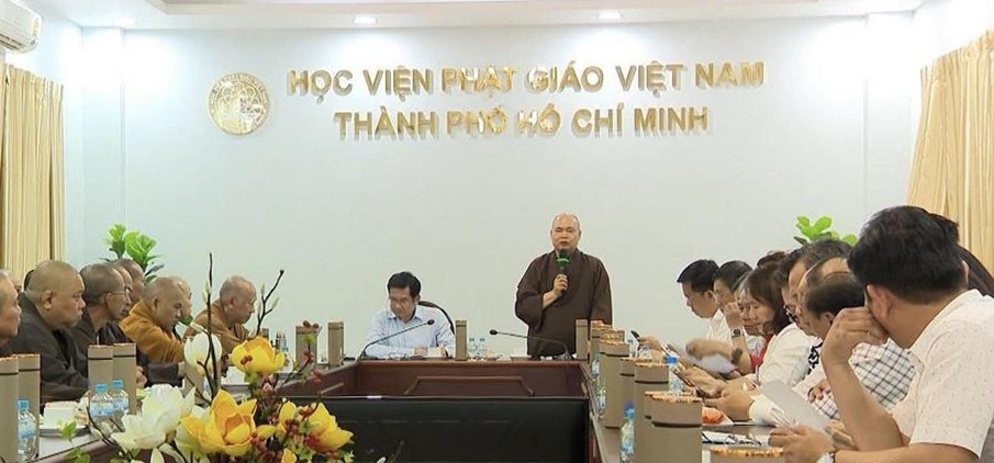 Thượng tọa Thích Thanh Phong báo cáo các công tác chuẩn bị Đại lễ Vesak Liên Hiệp Quốc 2025