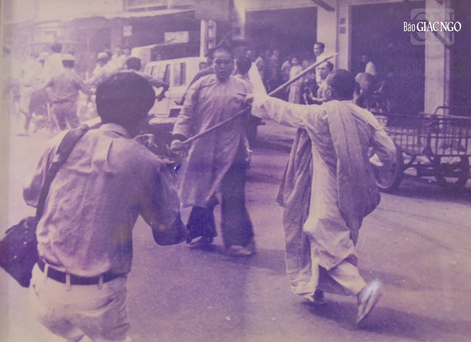 Ni trưởng Huỳnh Liên tham gia xuống đường đấu tranh