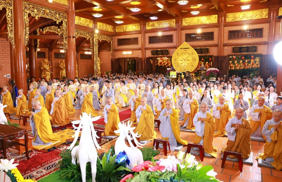 Khóa lễ tụng kinh