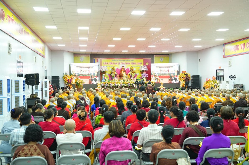 Quang cảnh buổi lễ