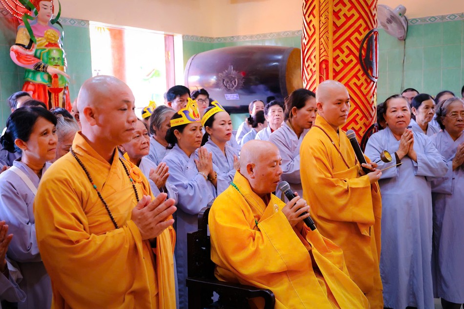 Trang nghiêm khóa lễ Trang nghiêm khóa lễ