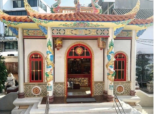 Điện Bảo Ân - Tổ đường nơi tôn trí nhục thân Tổ sư Bảo Ân tại chùa Cảnh Phước, Bangkok Điện Bảo Ân - Tổ đường nơi tôn trí nhục thân Tổ sư Bảo Ân tại chùa Cảnh Phước, Bangkok