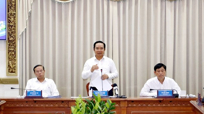Chủ tịch UBND TP.HCM Nguyễn Văn Được phát biểu tại hội nghị - Ảnh: Ngô Bình Chủ tịch UBND TP.HCM Nguyễn Văn Được phát biểu tại hội nghị - Ảnh: Ngô Bình