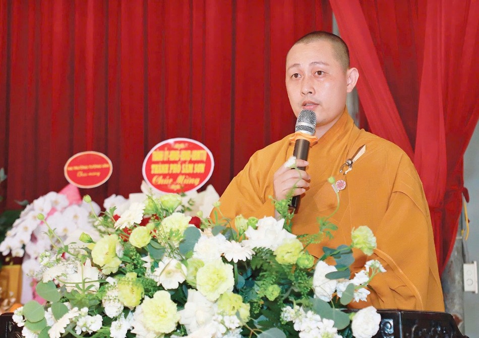 Đại đức Thích Nguyên Sáng thông qua thời khóa tu tập Đại đức Thích Nguyên Sáng thông qua thời khóa tu tập