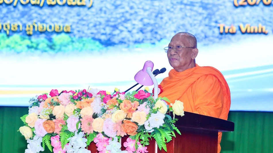 Hòa thượng Thạch Sok Xane phát biểu khai mạc Hòa thượng Thạch Sok Xane phát biểu khai mạc