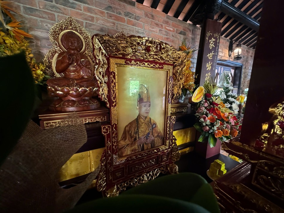 Di ảnh Hòa thượng Thích Huệ Trí