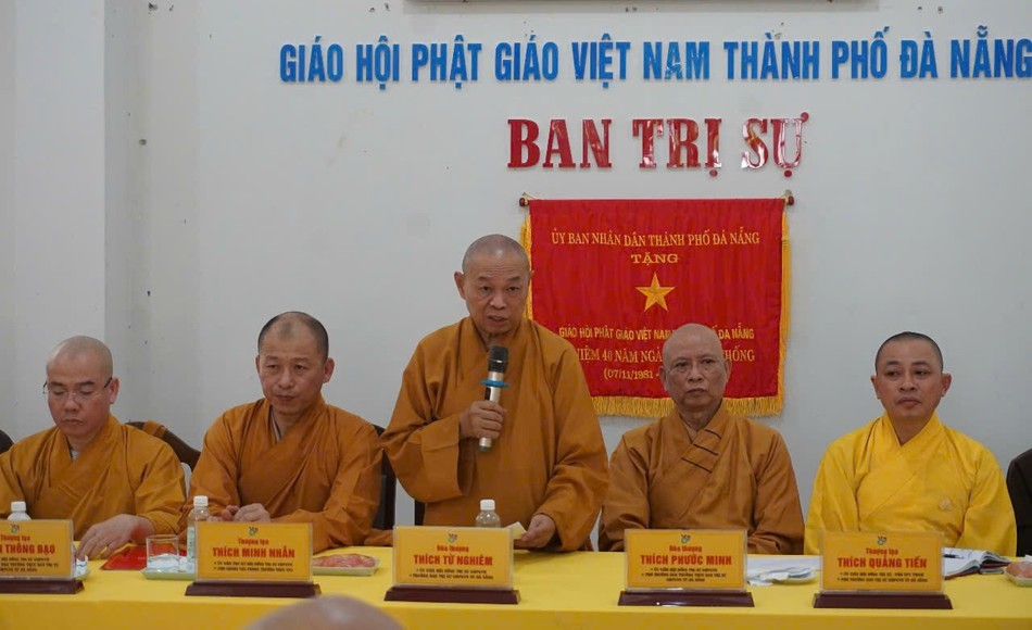 Hòa thượng Thích Từ Nghiêm phát biểu Hòa thượng Thích Từ Nghiêm phát biểu