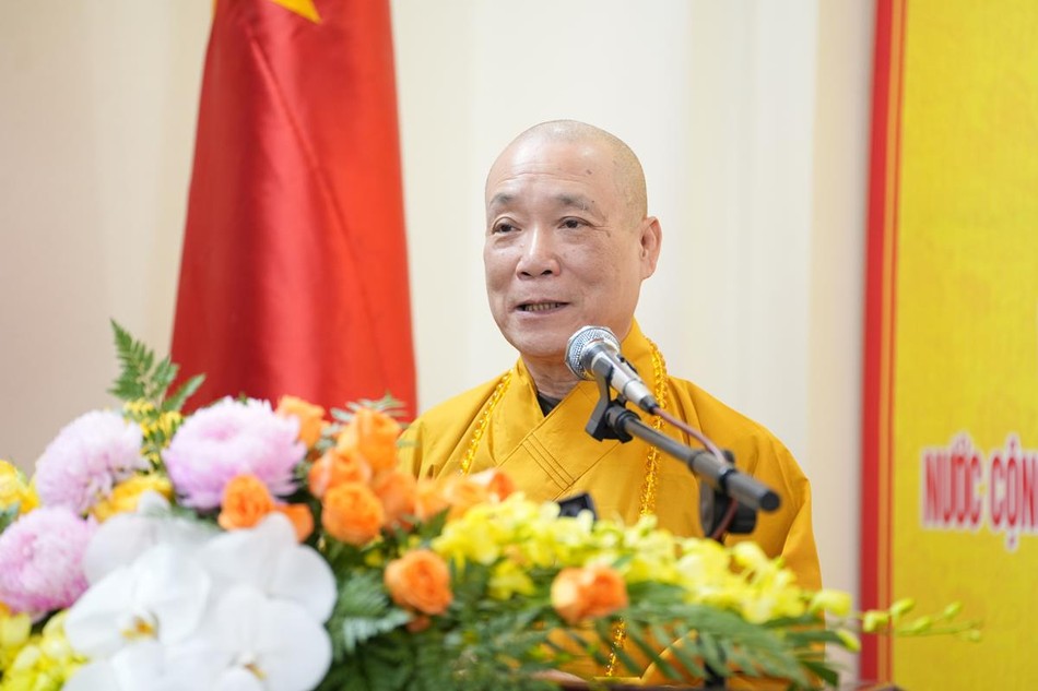 Hòa thượng Thích Bảo Nghiêm ban đạo từ Hòa thượng Thích Bảo Nghiêm ban đạo từ