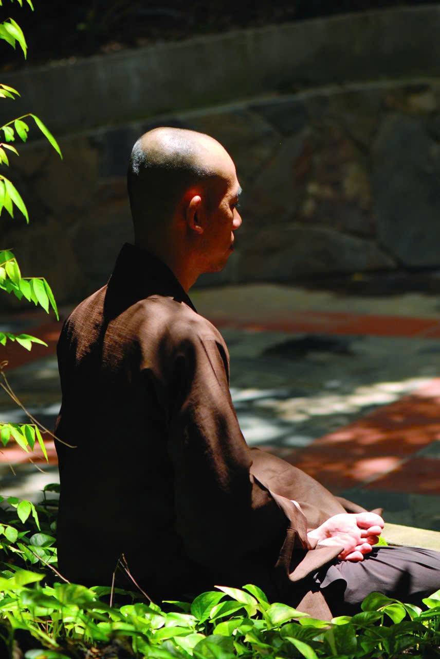 Chánh kiến không phải là một khái niệm để bàn luận mà là một chân lý sống cần được thể nghiệm hành trì Chánh kiến không phải là một khái niệm để bàn luận mà là một chân lý sống cần được thể nghiệm hành trì