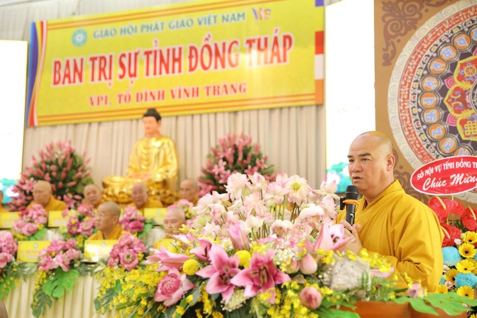 Thượng tọa Thích Tĩnh Triệt phát biểu khai mạc Thượng tọa Thích Tĩnh Triệt phát biểu khai mạc