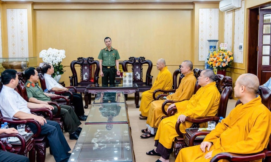 Thiếu tướng Tô Anh Dũng phát biểu Thiếu tướng Tô Anh Dũng phát biểu