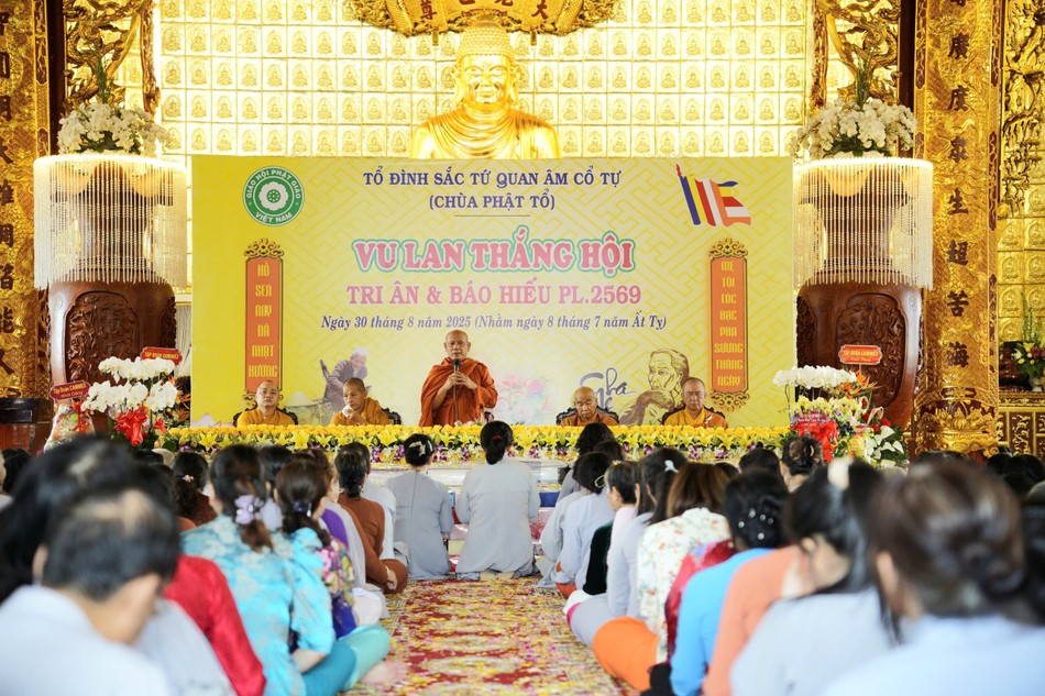 Hòa thượng Thạch Hà ban đạo từ Hòa thượng Thạch Hà ban đạo từ