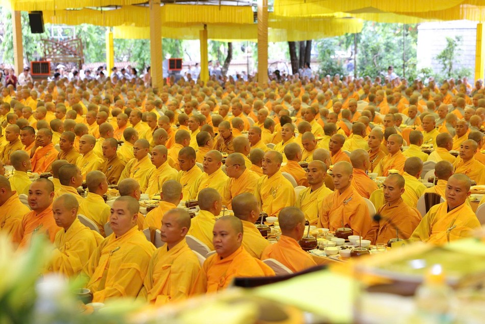 Chư Tăng Chư Tăng