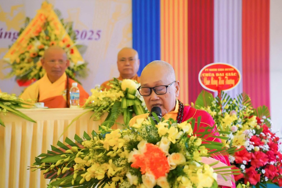 Hòa thượng Thích Tánh Nhiếp phát biểu khai mạc