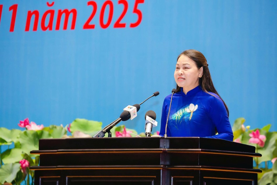 Phó Chủ tịch - Tổng Thư ký Ủy ban Trung ương MTTQVN Nguyễn Thị Thu Hà phát biểu