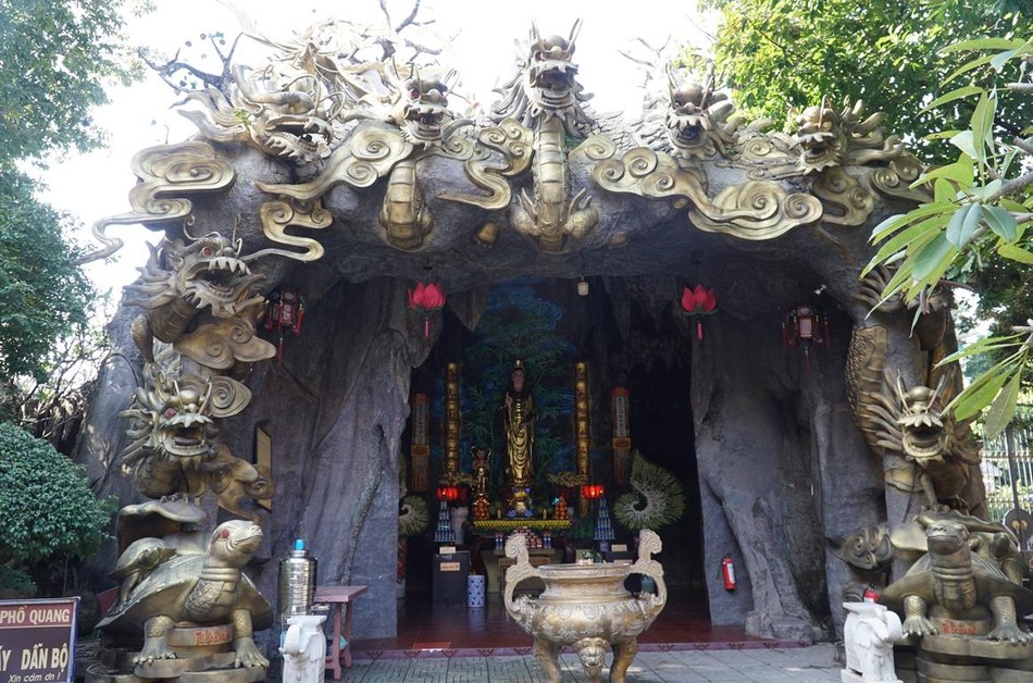 ... và động Quán Thế Âm sẽ được giữ lại trong quy hoạt tổng thể ... và động Quán Thế Âm sẽ được giữ lại trong quy hoạt tổng thể