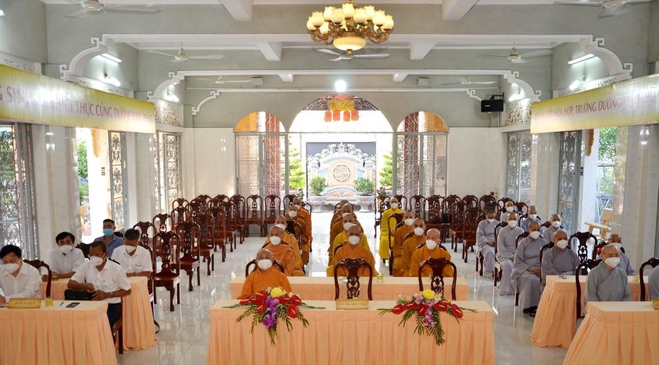 Hạn chế số lượng đại biểu tham dự để đảm bảo phòng chống dịch Hạn chế số lượng đại biểu tham dự để đảm bảo phòng chống dịch