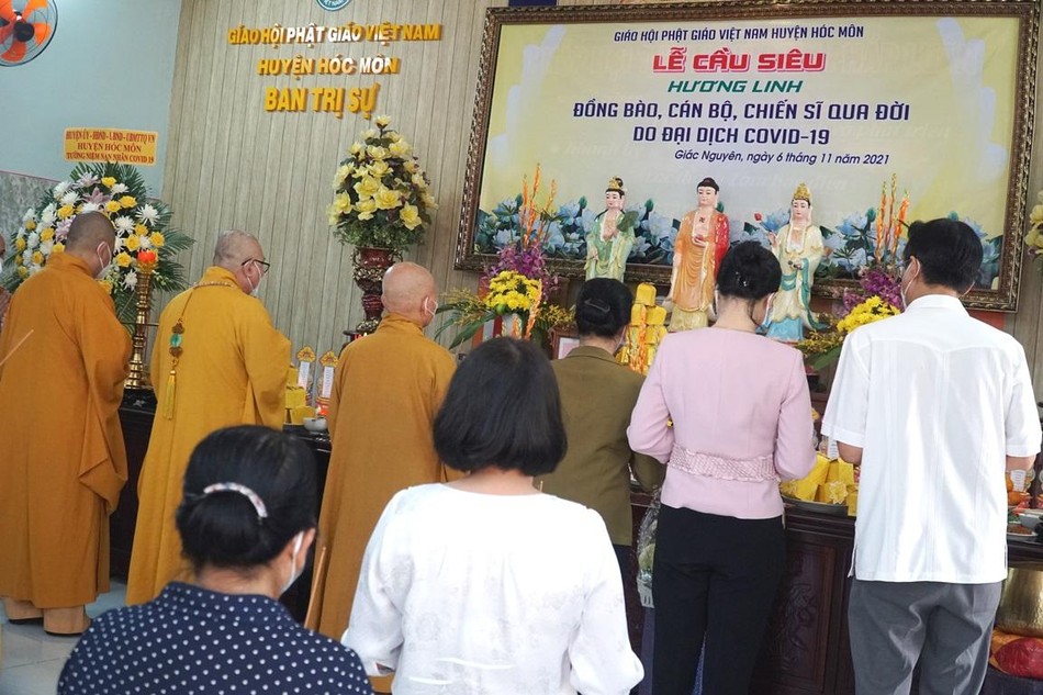 Mong hương linh được sớm siêu sanh Mong hương linh được sớm siêu sanh