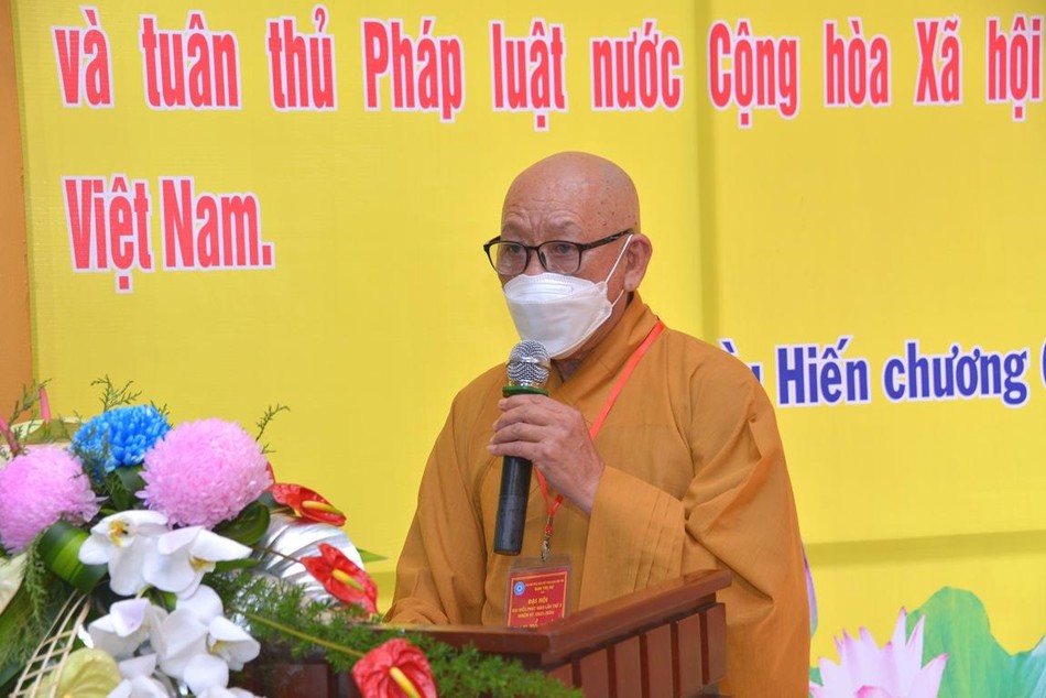 Hòa thượng Thích Huệ Thông, Quyền Trưởng ban Trị sự quận Bình Tân phát biểu khai mạc