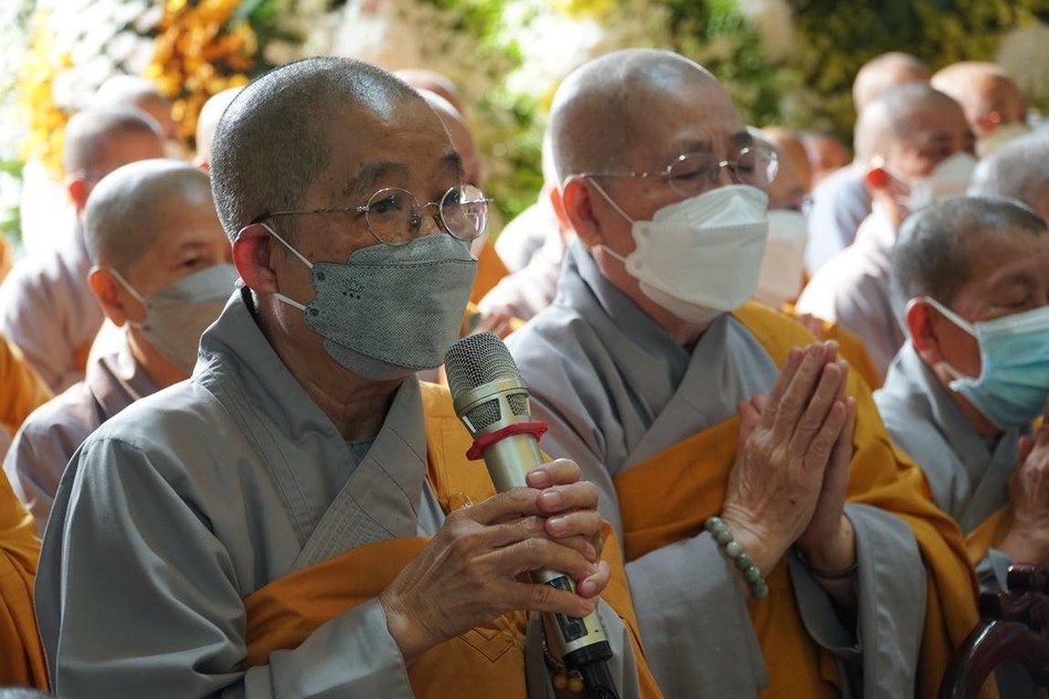 Ni trưởng Thích nữ Nhựt Khương truy tán hạnh nguyện của Ni trưởng Thích nữ Như Đức Ni trưởng Thích nữ Nhựt Khương truy tán hạnh nguyện của Ni trưởng Thích nữ Như Đức