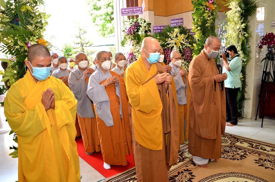 Ban Trị sự Phật giáo quận 12 do Thượng tọa Thích Trí Thường làm trưởng đoàn Ban Trị sự Phật giáo quận 12 do Thượng tọa Thích Trí Thường làm trưởng đoàn