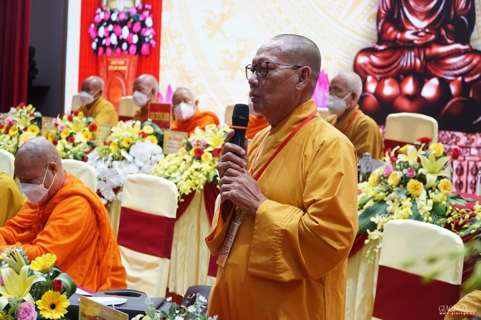 Hòa thượng Thích Minh Thành điều hành phiên trù bị Hòa thượng Thích Minh Thành điều hành phiên trù bị