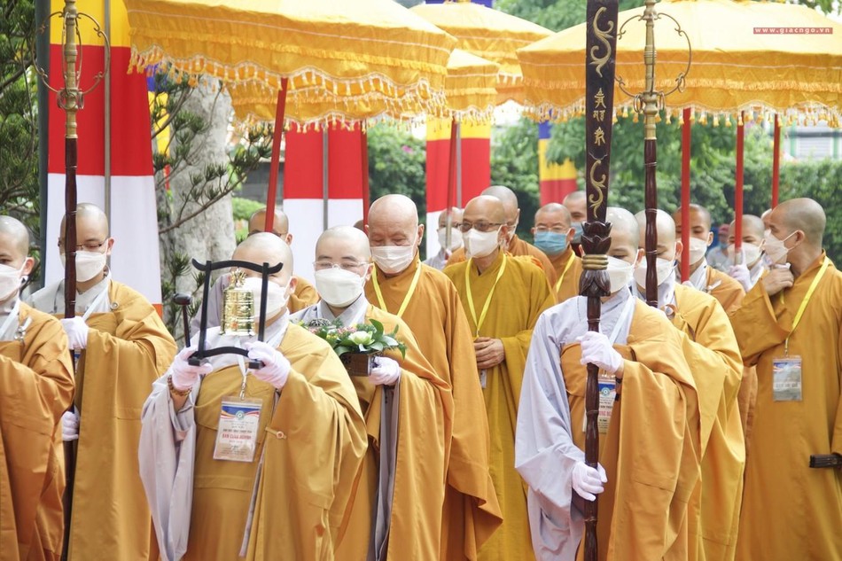 Chư tôn đức quang lâm sách tấn các giới tử Ni Chư tôn đức quang lâm sách tấn các giới tử Ni
