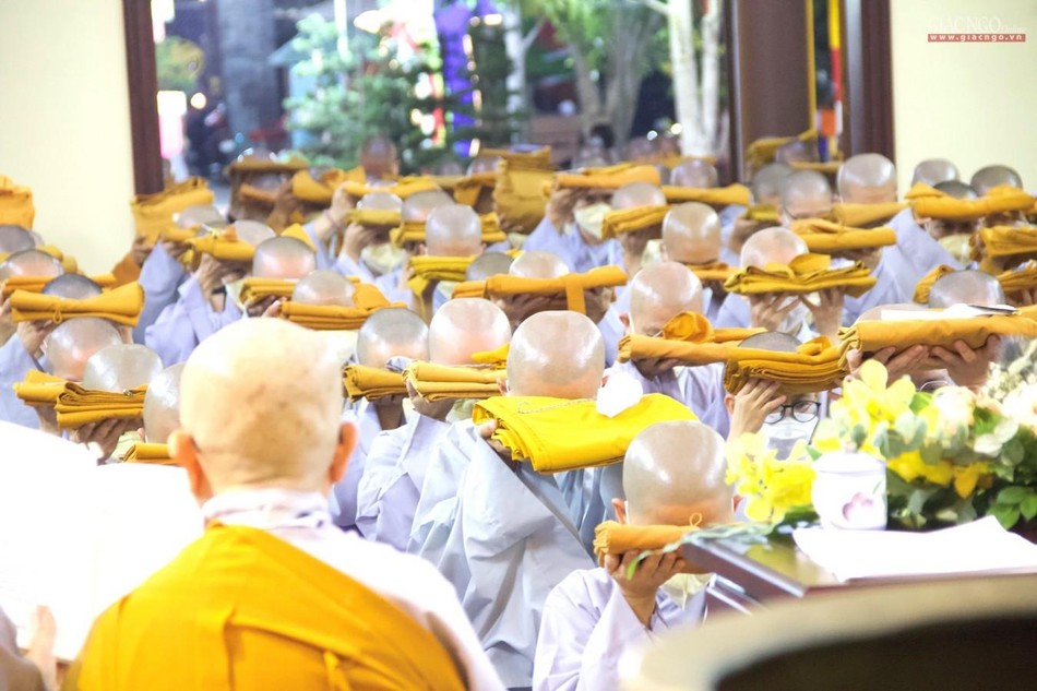 Các giới tử nguyện thọ trì man y làm thềm bậc cho việc tu học và thọ trì các giới pháp cao hơn