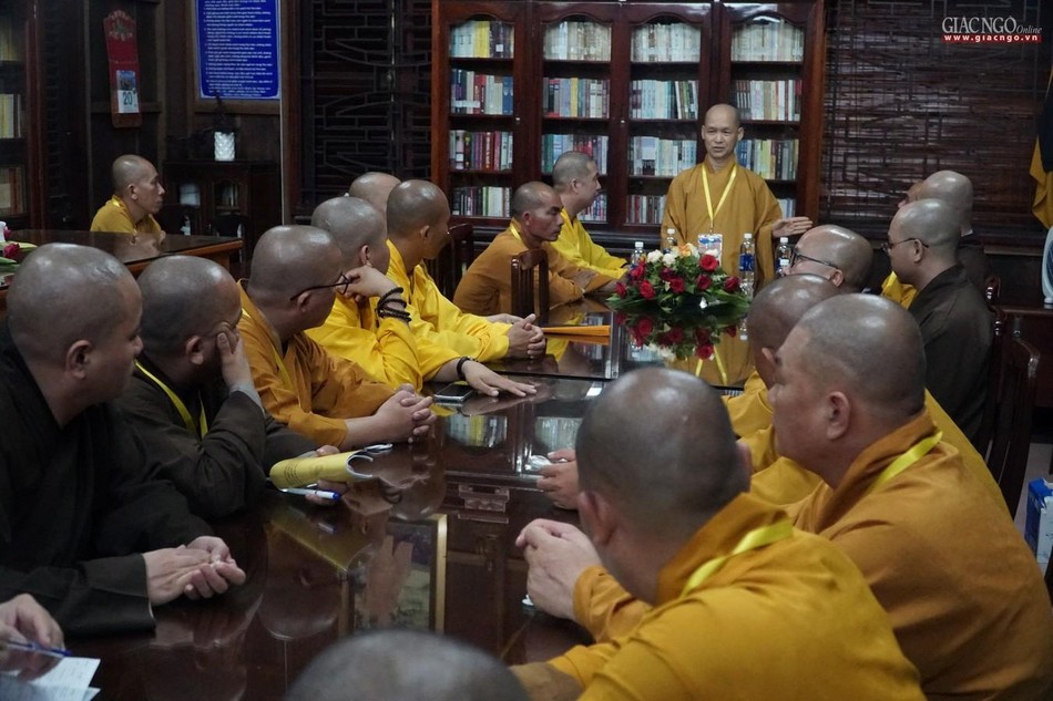 Ban Quản giới tử họp