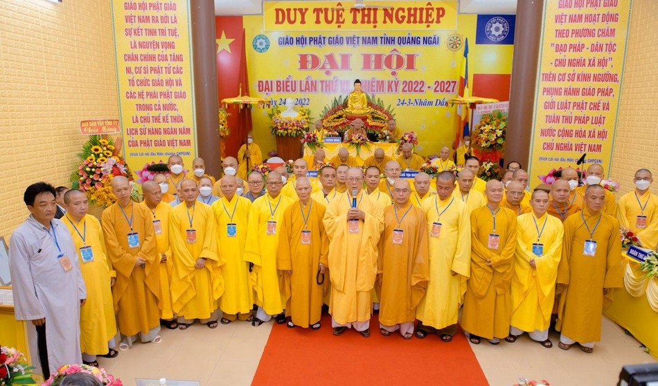 Tân Ban Trị sự Phật giáo tỉnh ra mắt và phát biểu nhận nhiệm vụ Tân Ban Trị sự Phật giáo tỉnh ra mắt và phát biểu nhận nhiệm vụ